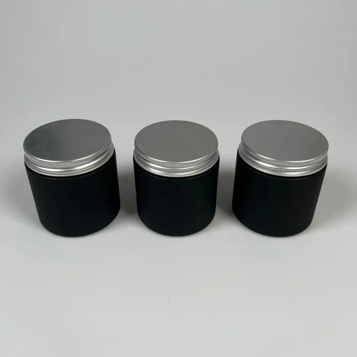 Świeca sojowa zapachowa w szkle czarny mat - bawełniany knot 120 ml